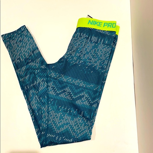 Nike pro leggings - Picture 1 of 2